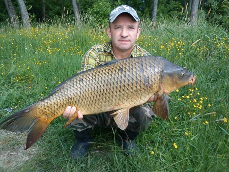 kapor 79cm, Vyšná Rybnica 15.5.2013 "ryba pustená späť do vody"